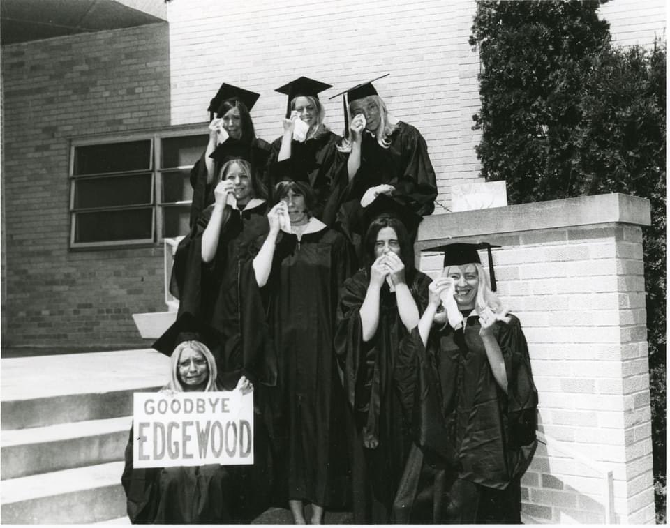 LibraryEdgewood's tweet photo. Congrats, Edgewood College Graduates!🎓🎉We wish you the best in your future endeavors, though we are sad to see you go🥺☺️ 

📸from Edgewood College Archives

#edgewoodcollege #oscarrennebohmlibrary #edgewoodcollegearchives #collegearchives #collegelibraries https://t.co/OrcjF4sPzV