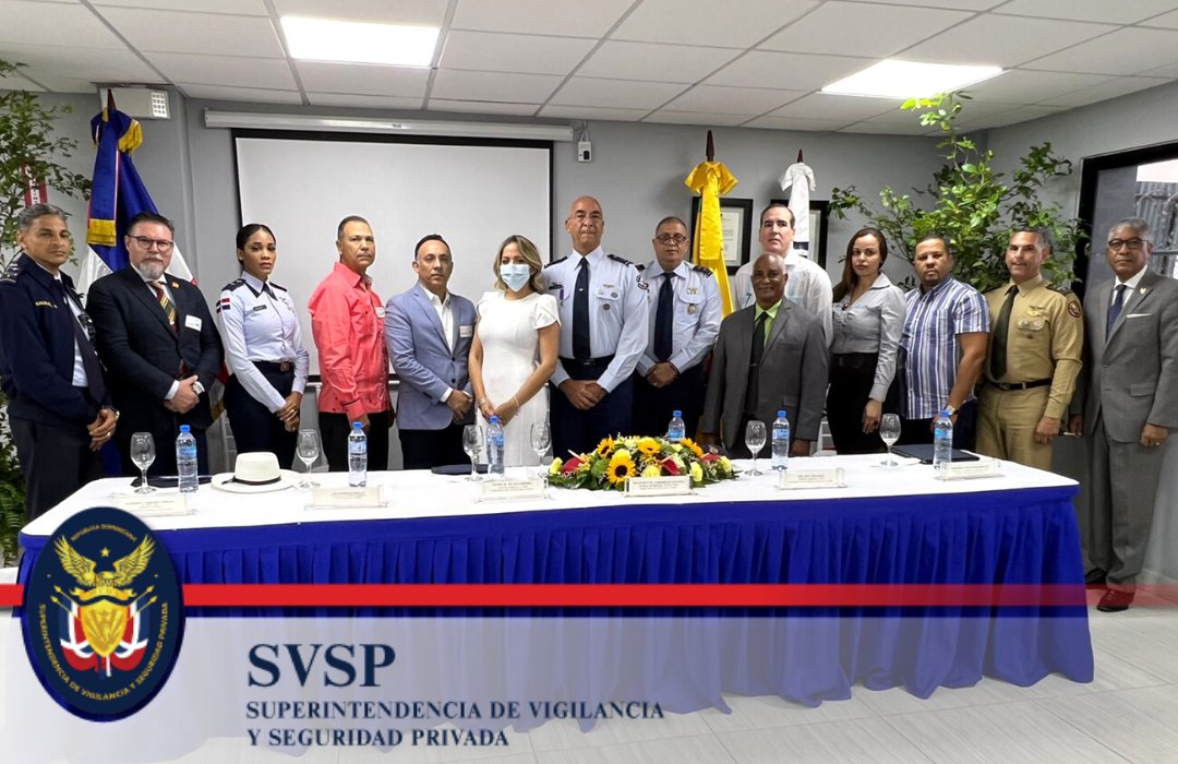 SVSPRD's tweet photo. #SVSP da inicio al II Curso Básico para Vigilantes de la Seguridad Privada. El acto de apertura del II Curso Básico para Vigilantes de la #SeguridadPrivada fue encabezado por Director Ejecutivo, quien agradeció el apoyo de las diferentes #EmpresaDeSeguridad 

#SEPROI  #SVSPRD https://t.co/dXop6xIJeW