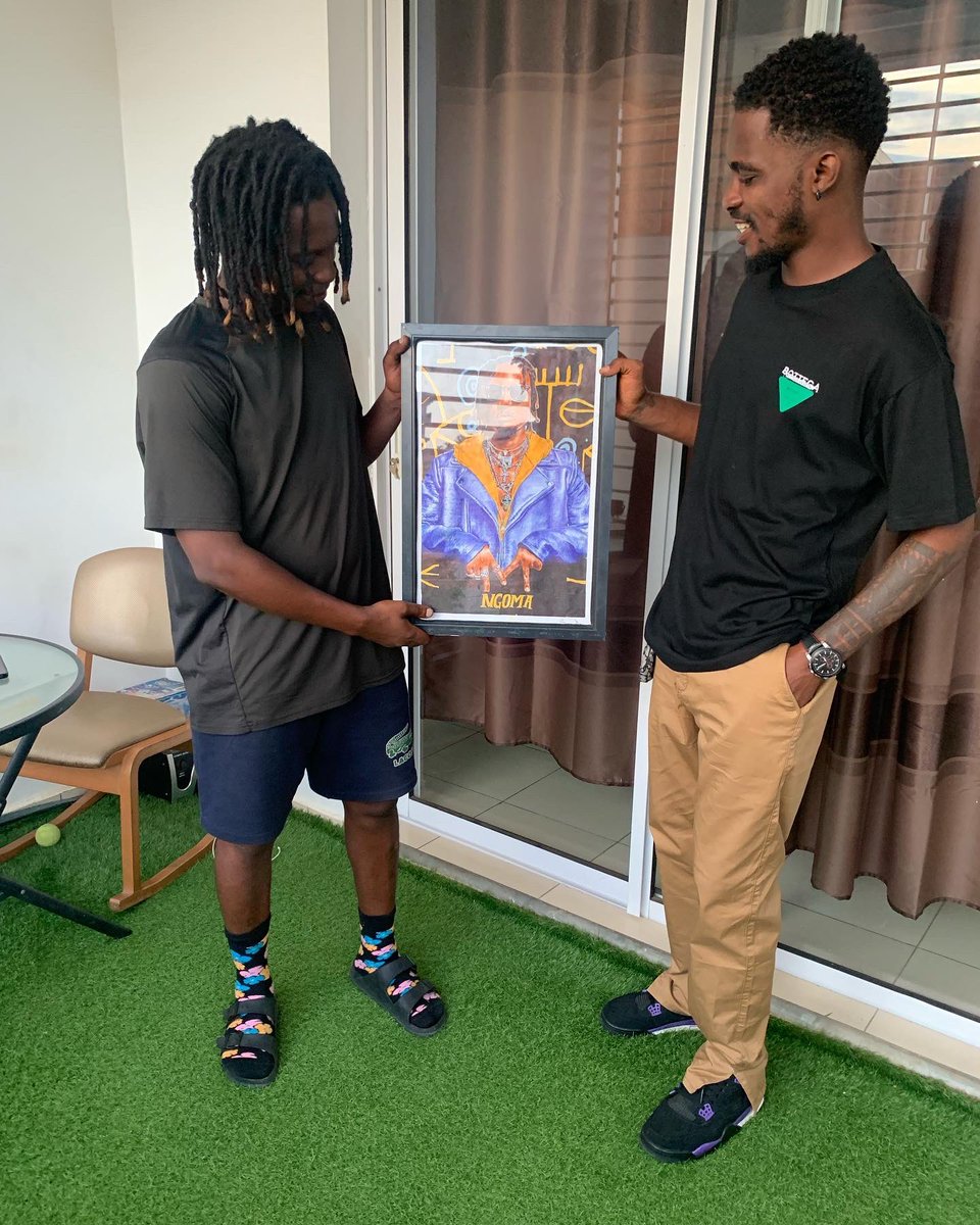 IsBuea's tweet photo. Got the opportunity to vibe #camnogo and #manawa with @iAmNgoma himself๐ฅ๐ฅ https://t.co/9uY4eM7sfy