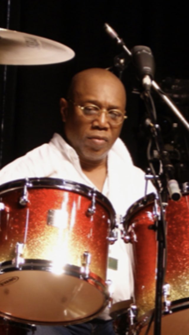  It s the master s birthday. The great Billy Cobham.
Happy Birthday Billy. !!!! 
