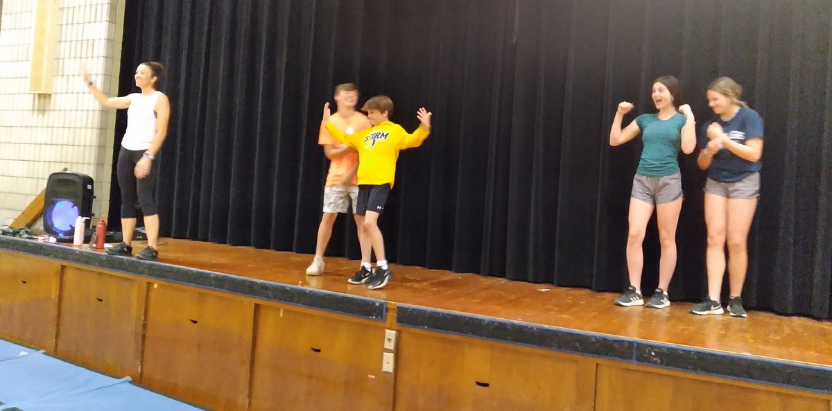 affleck43's tweet photo. Thanks to Sue, Trish, and Emma of Movati in Kingsville for kicking off Fit Week with high energy.
Big smiles and a good sweat was had by all. What a great community partner.
@JackMinerJags @MovatiAthletic #fitweek #movati @gecdsbpro @warkenator
@EDventures3R https://t.co/2xITy2bZ7g