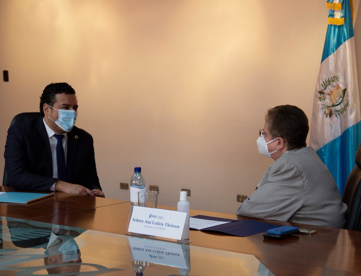 SEPREMGUATEMALA's tweet photo. Dentro del convenio se estableció el acompañamiento técnico a las direcciones o unidades de planificación, financiero, Sección de la Mujer Trabajadora, respecto de las líneas de acción establecidas en la #PNPDIM y PEO 2008-2023. https://t.co/6OfDpQF6Q6