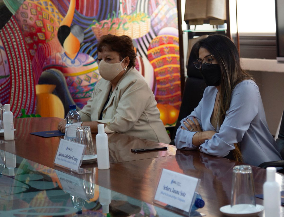 SEPREMGUATEMALA's tweet photo. Dentro del convenio se estableció el acompañamiento técnico a las direcciones o unidades de planificación, financiero, Sección de la Mujer Trabajadora, respecto de las líneas de acción establecidas en la #PNPDIM y PEO 2008-2023. https://t.co/6OfDpQF6Q6