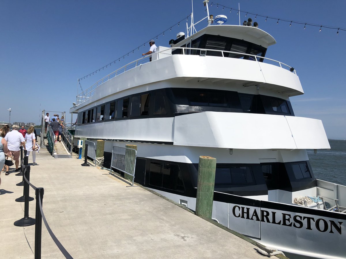 NatlClubAssn's tweet photo. This looks like a good time 🛥 #ClubConf22 #Charleston https://t.co/2C9mU6dtVP