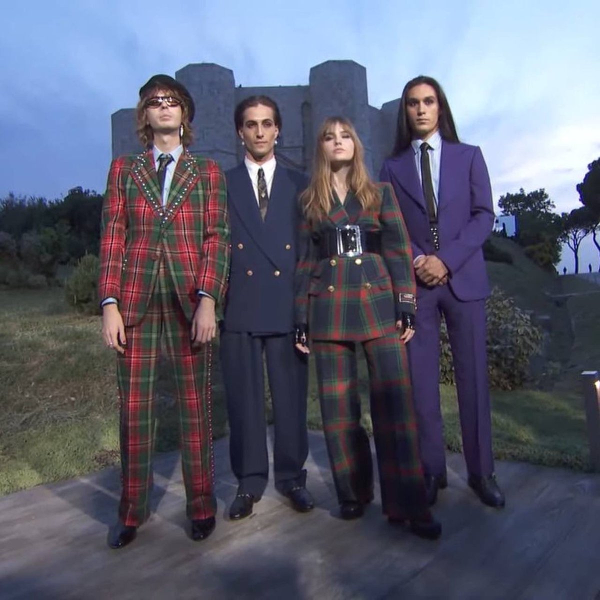 DAMIANOSL4VE's tweet image. THEY OWN ME