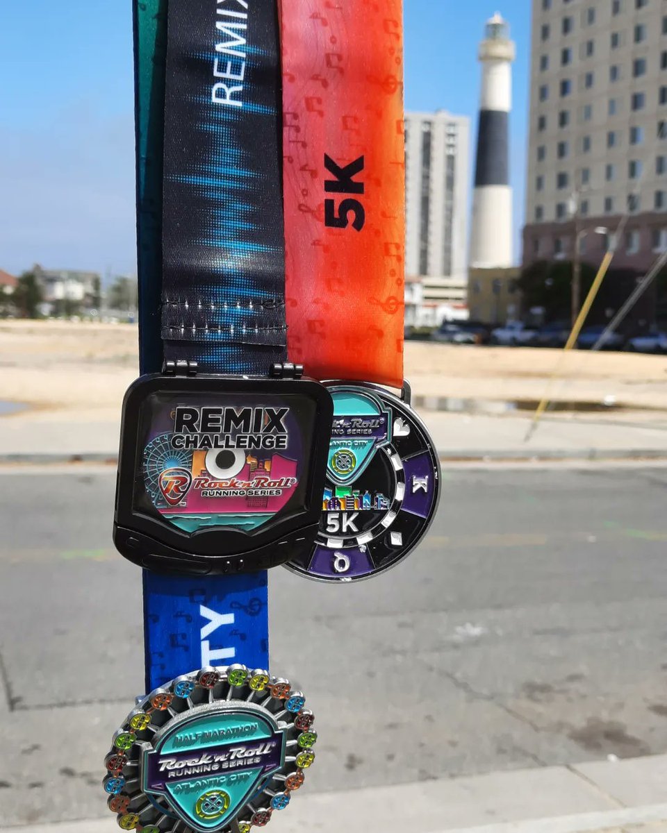 bushwickrunner's tweet photo. #MedalMonday two races, three medals sounds like a great weekend to me.  Thank you @RunRocknRoll #RnRAtlanticCity #RnRAC the inaugural Atlantic city 5k and half marathon 🙌🏿 https://t.co/QxeMLE7E7Y