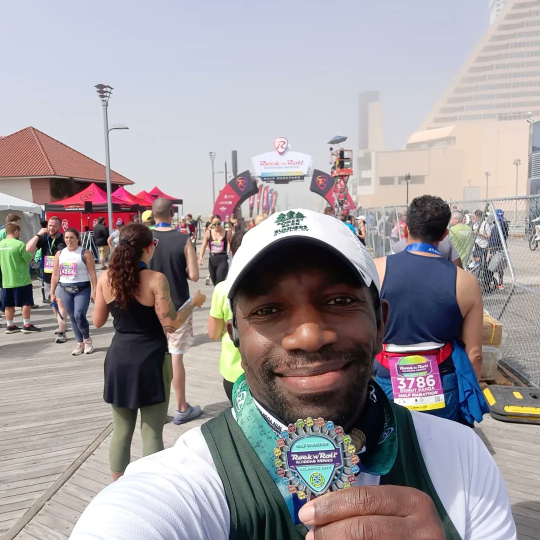bushwickrunner's tweet photo. #MedalMonday two races, three medals sounds like a great weekend to me.  Thank you @RunRocknRoll #RnRAtlanticCity #RnRAC the inaugural Atlantic city 5k and half marathon 🙌🏿 https://t.co/QxeMLE7E7Y