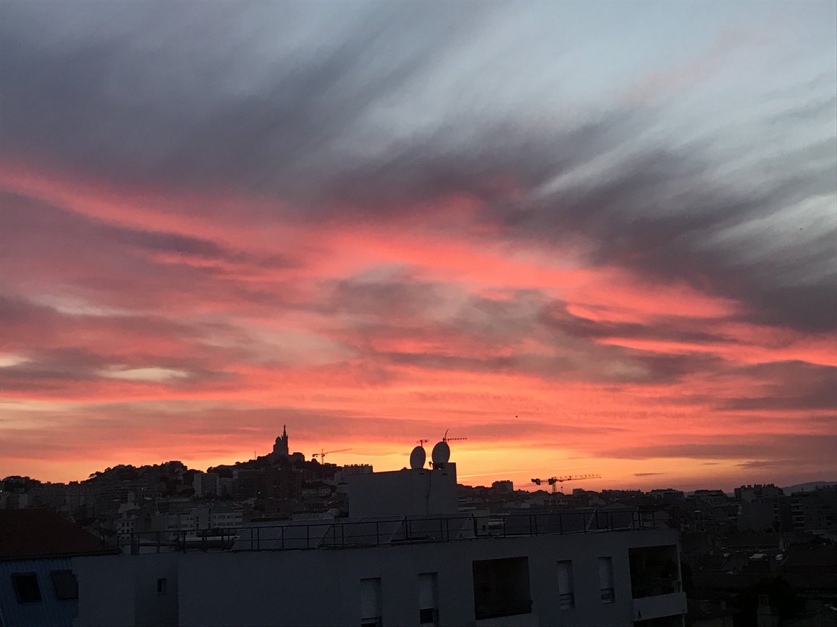 Le ciel ce soir à Marseille !