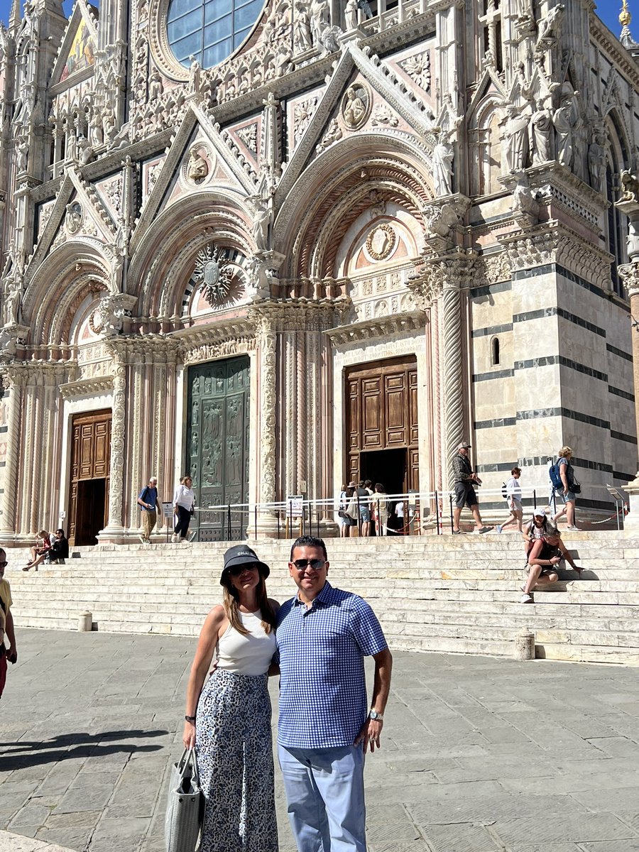 CakeBossBuddy's tweet photo. In Tuscany visiting the breathtaking Siena Cathedral with my beautiful wife @lisavalastro4 #italy #tuscany #sienacathedral #santamariaassunta https://t.co/hAAmsn3mxK
