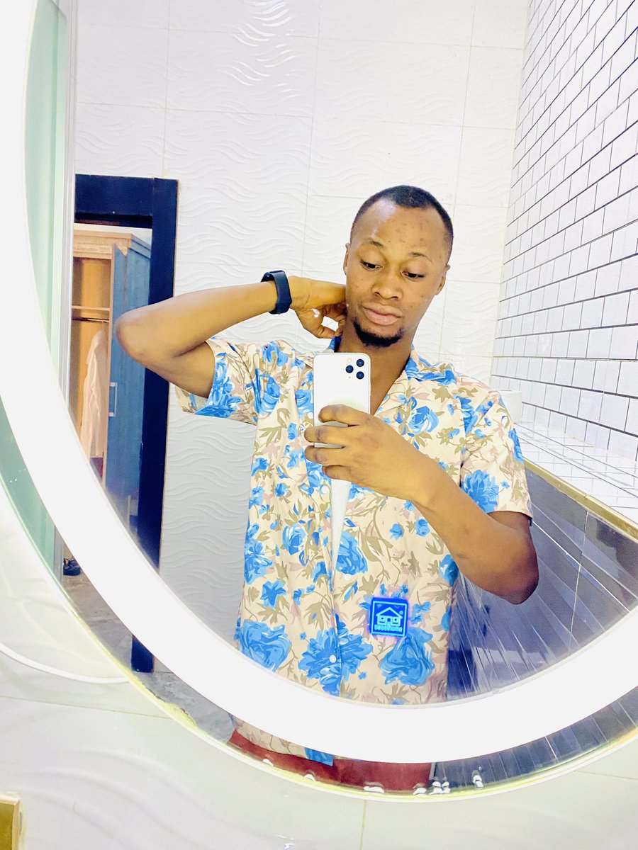 ExpensiveArab's tweet image. 🗼🗽