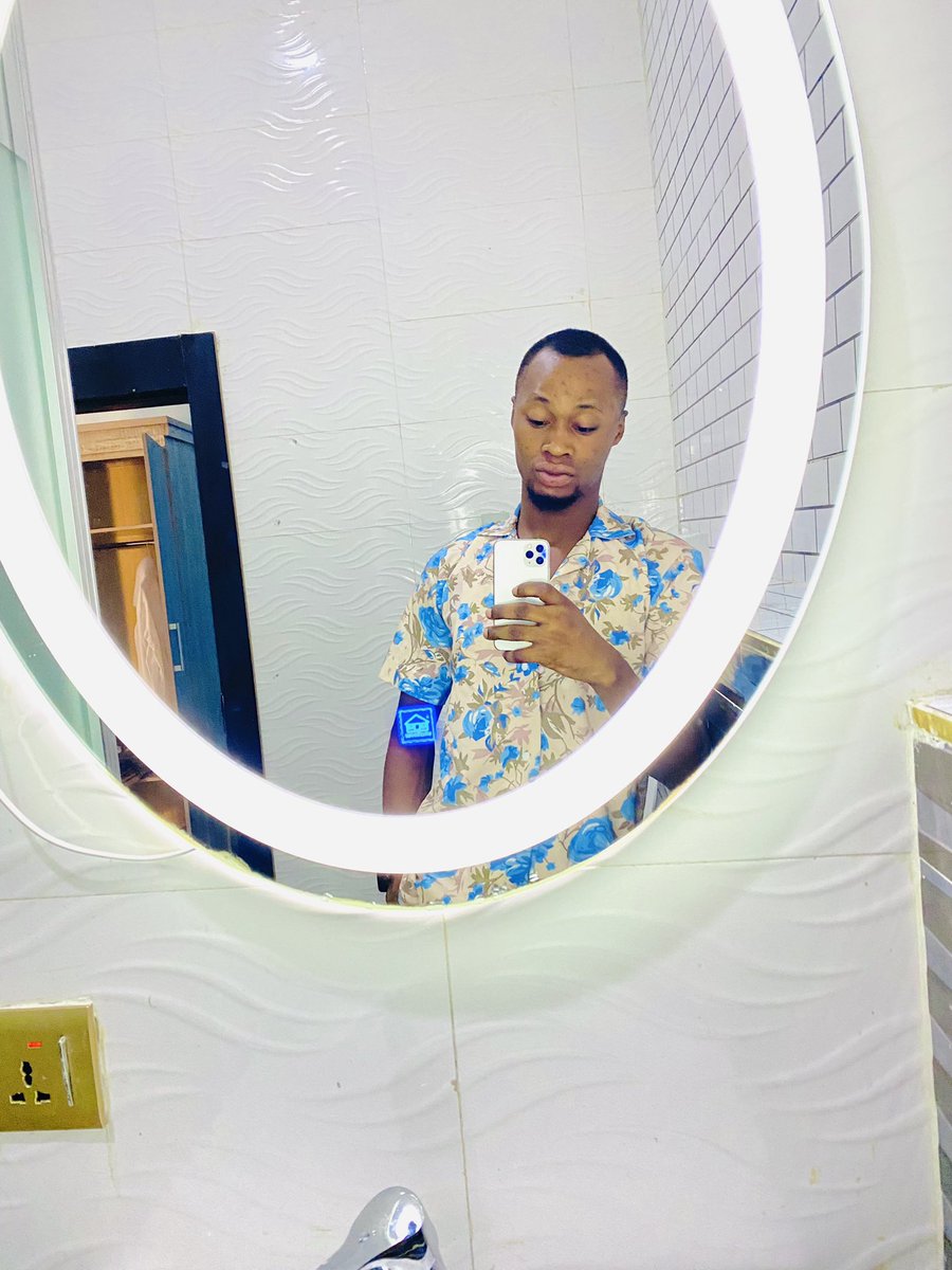 ExpensiveArab's tweet image. 🗼🗽