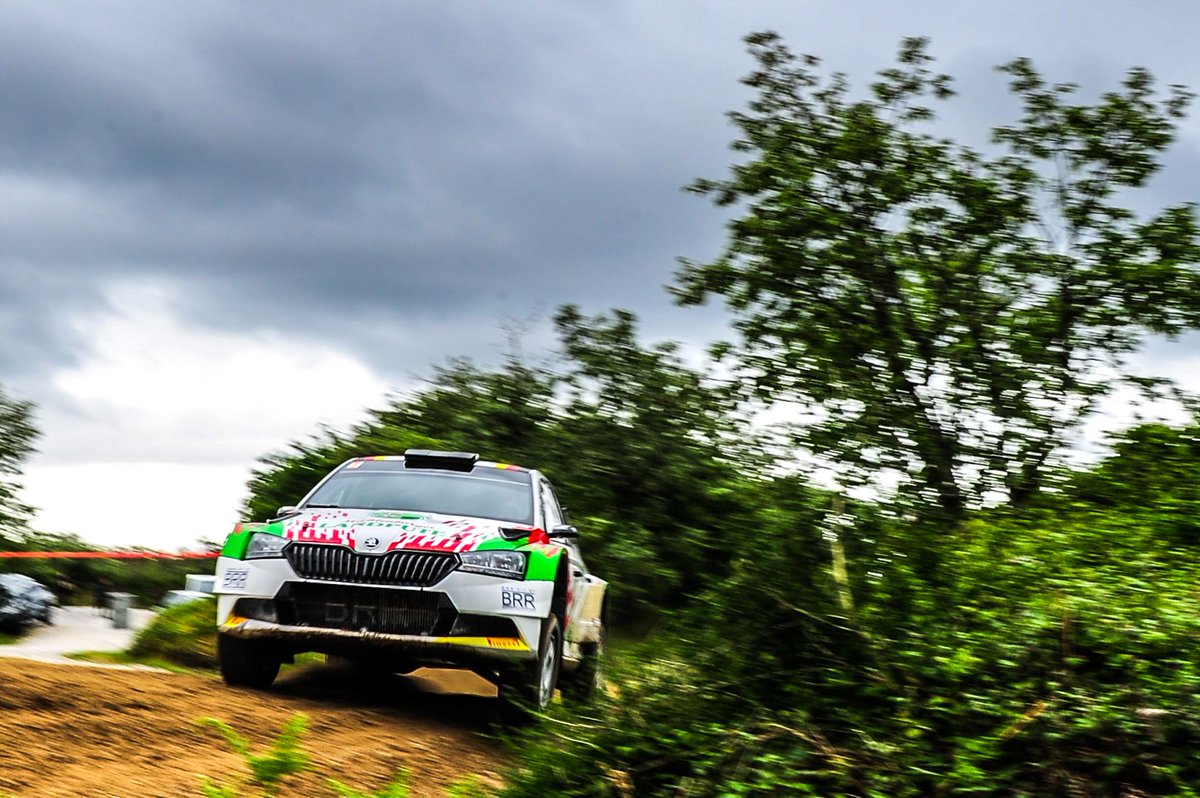 rallydeportugal's tweet photo. O Monday Test, que hoje teve lugar na classificativa de Fafe-Lagoa, permitiu aos pilotos do WRC2 fazerem as últimas afinações para o Vodafone Rally de Portugal, antes dos reconhecimentos que arrancam já amanhã.  🚗🔧
#rallydeportugal #wrc #acp #acpmotorsport #mondaytest https://t.co/z26AfSf2x4