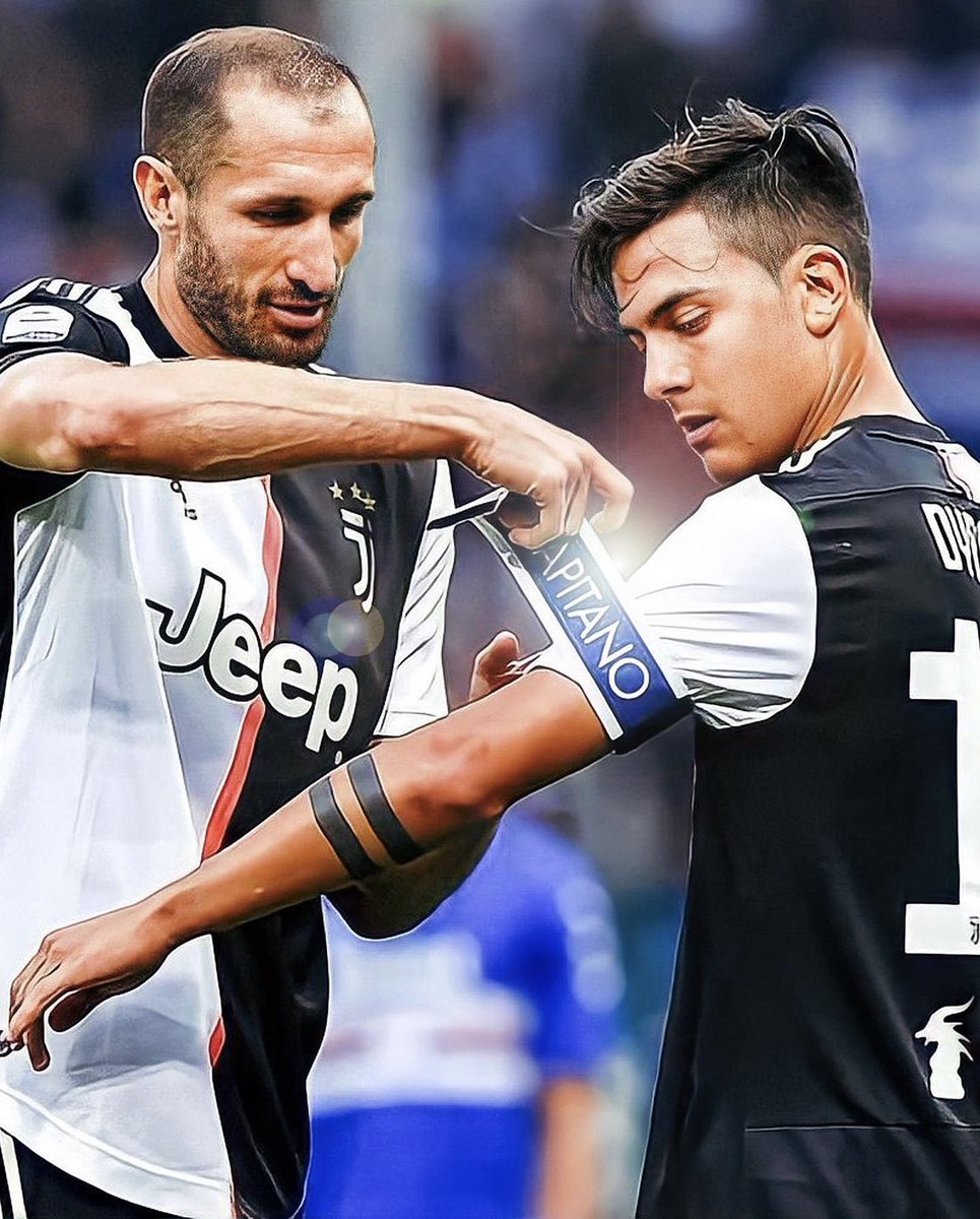Coringrato8's tweet photo. Dove l’amore per la maglia non ha prezzo.
Grazie Giorgio, grazie per tutto ciò che hai dato alla Juventus.

Paulo… Paulo.
I soldi non saranno tutto.
Abbiamo vissuto anni bellissimi, grazie per le tue tante gemme di bellezza 💎

#ET3RNO @chiellini ❤️ #DYBALA @PauDybala_JR https://t.co/PYNzlUQ6S9