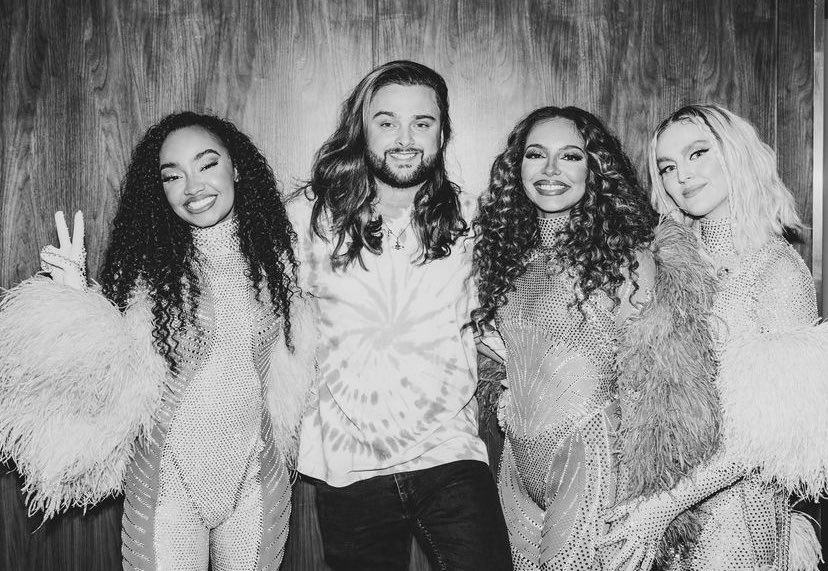 📸 Perrie with Leigh, Jade and Callum Mills at the #ConfettiTour!