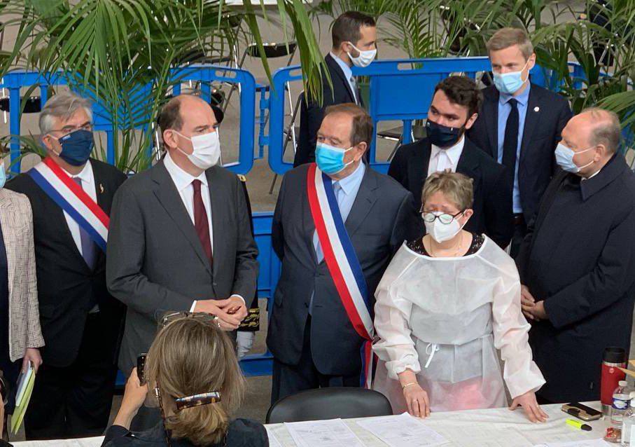 jmarilossian's tweet photo. Merci à @JeanCASTEX pour son énergie et son écoute.
Et félicitations à @Elisabeth_Borne ! Sa compétence et son engagement sont des atouts pour l’avenir ! https://t.co/JFbCPkOBQv