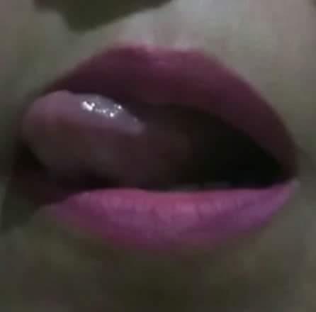 CuliacanRakel's tweet photo. @saphiregem01 Que ariamos con esta lengua traviza en tu cuerpo si eres madurito imaginan enos comernos 69xxx link ven a mi culiacan y gocemos voy a tu hotel 5 * https://t.co/1TX3kePlpF