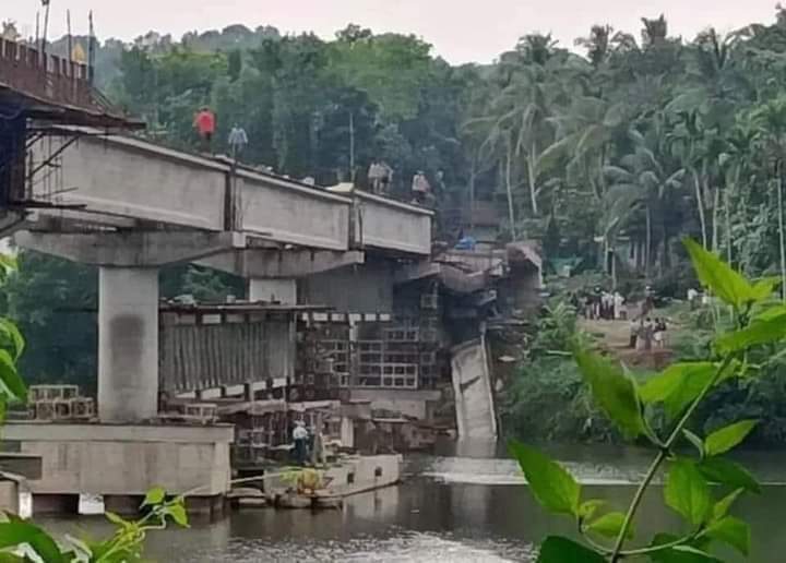 AneeshkumarKK2's tweet photo. മരുമോൻ്റെ പഞ്ചവടിപ്പാലം... https://t.co/rxTDKQylRd