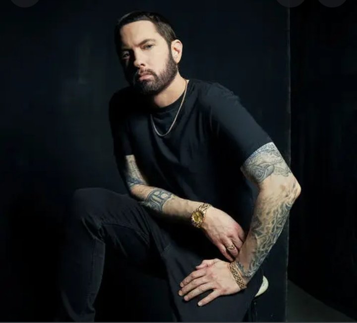 112Shehulk's tweet photo. Eminem  has really inspired me alot with his music! And has helped me through my hardest times. It's  amazing how far he as came in life , from being at his lowest to now being well known and achieving so much would be a dreammmm come true to meet him one day ❤️

@Eminem #eminem https://t.co/xwJWykeaDA