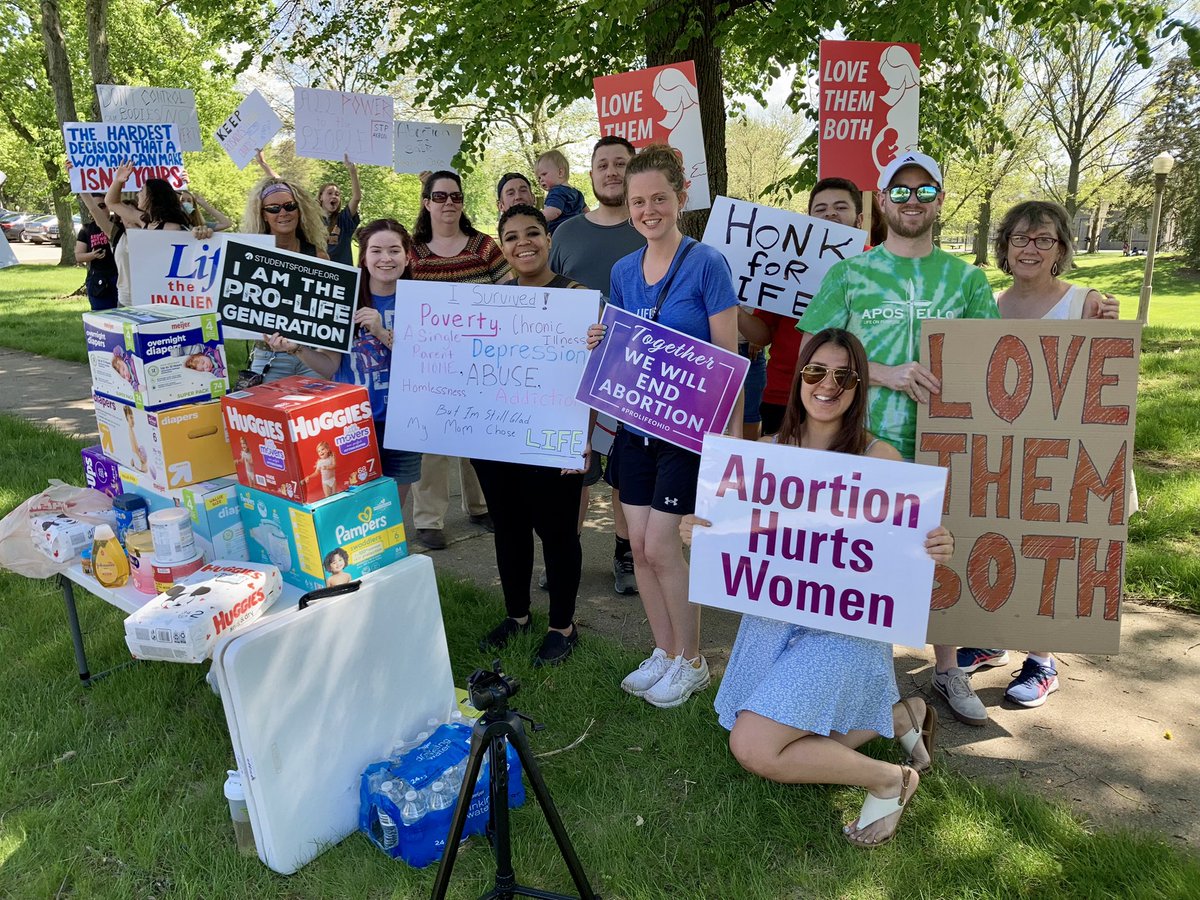 NEOhioLife's tweet photo. Akron is #ProLife! 👏👏👏

Thanks to everyone who came out for the our Anti-Abortion Rally and Baby Supplies Drive! We gathered so many baby supplies and made our pro-life voices HEARD! 

Thank you to student-leader Constance for organizing this incredible event! #ProLifeNEO https://t.co/0zoJ6QDvFS