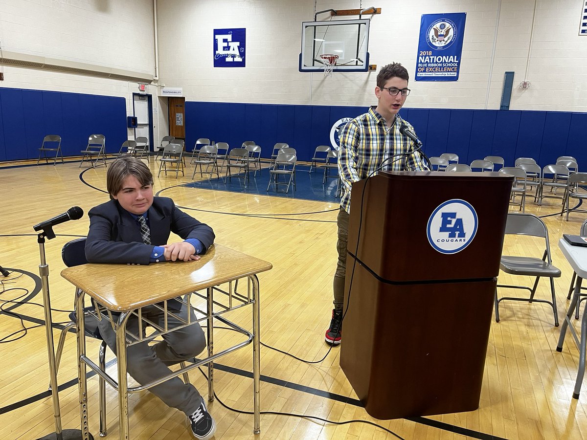 HigginsTeach's tweet photo. 2022 Eighth Grade Mock Trial in action! @EASchool https://t.co/ikNtBjzBR9
