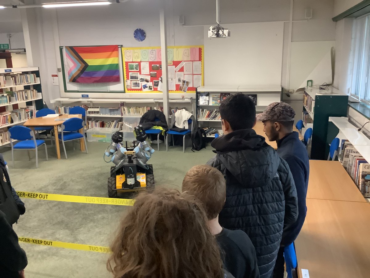 Amazing opportunity for our S2 students to find out more about robotics, through partnering with <a href="/HeriotWattUni/">Heriot-Watt University</a> and Daniel Mitchell/Shivoh Nandakumar. Our students thoroughly enjoyed themselves #youngworkforce #digital #robotics <a href="/curriechs_dyw/">Currie DYW</a> <a href="/curriechs_tech/">Technologies Faculty</a>