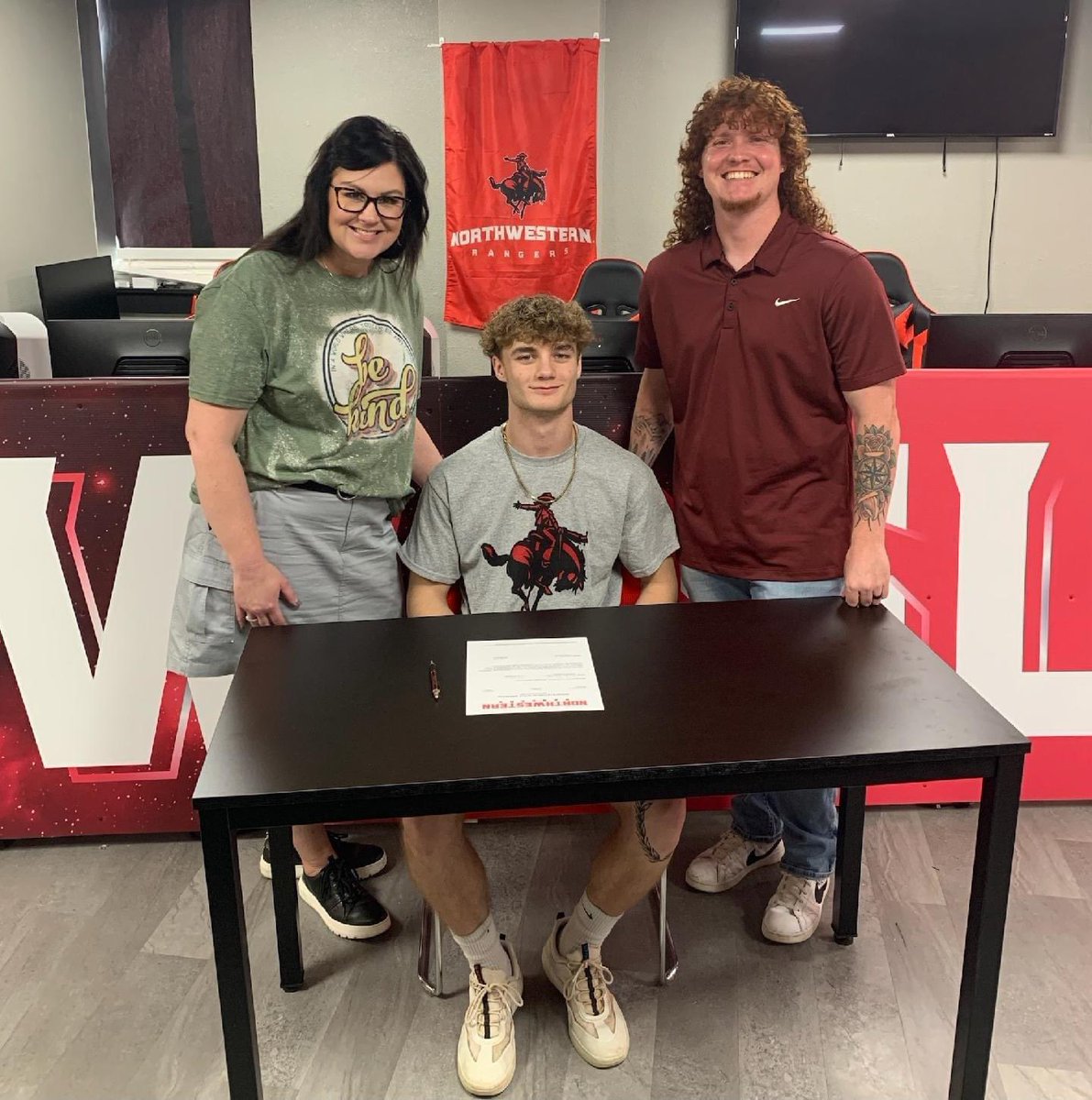 EsportsOklahoma's tweet photo. Congratulations! Another OKSE player getting a scholarship to @NWOSU  to play for @EvanVAmazing absolutely love these kids continuing their career! Ayden “Mint” Stewart will be playing COD and Halo! Coach Tyler Gray is doing big things for Blair Esports! #OklaED #Scholarship https://t.co/jEaUsGhsqE