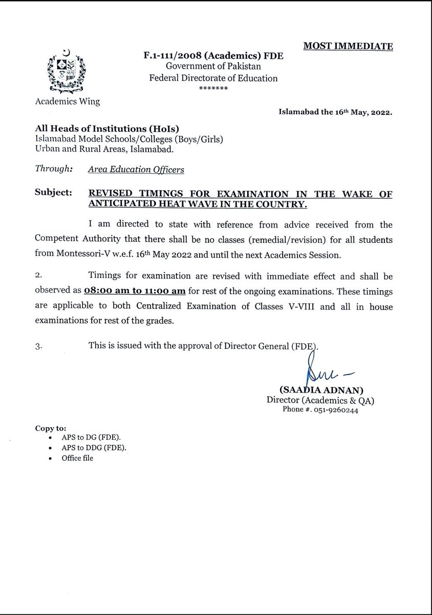 WAwrites's tweet photo. In wake of the anticipated #HeatwaveInPakistan, there shall be no classes for pre-primary to grade-5 notified for both public and private sector educational institutions/schools. Also examinations to take place from 0800 to 1100hrs. https://t.co/qAkygpgnZz