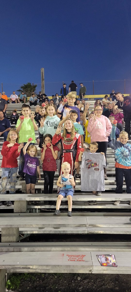 CheckDontGuess's tweet photo. Auburndale Speedway Lacy Kuehl Drive for Diabetes Awareness, INC https://t.co/TFZUDJsX0u via @FacebookWatch @NASCARDiversity @sweepstakes1901 @JusanHamilton "Check Don't Guess" It may not be the FLU! Know the symptoms of diabetes. #Type1Awareness #DFDA #DiabetesAwareness #Turbo https://t.co/FxcgIdqyDt