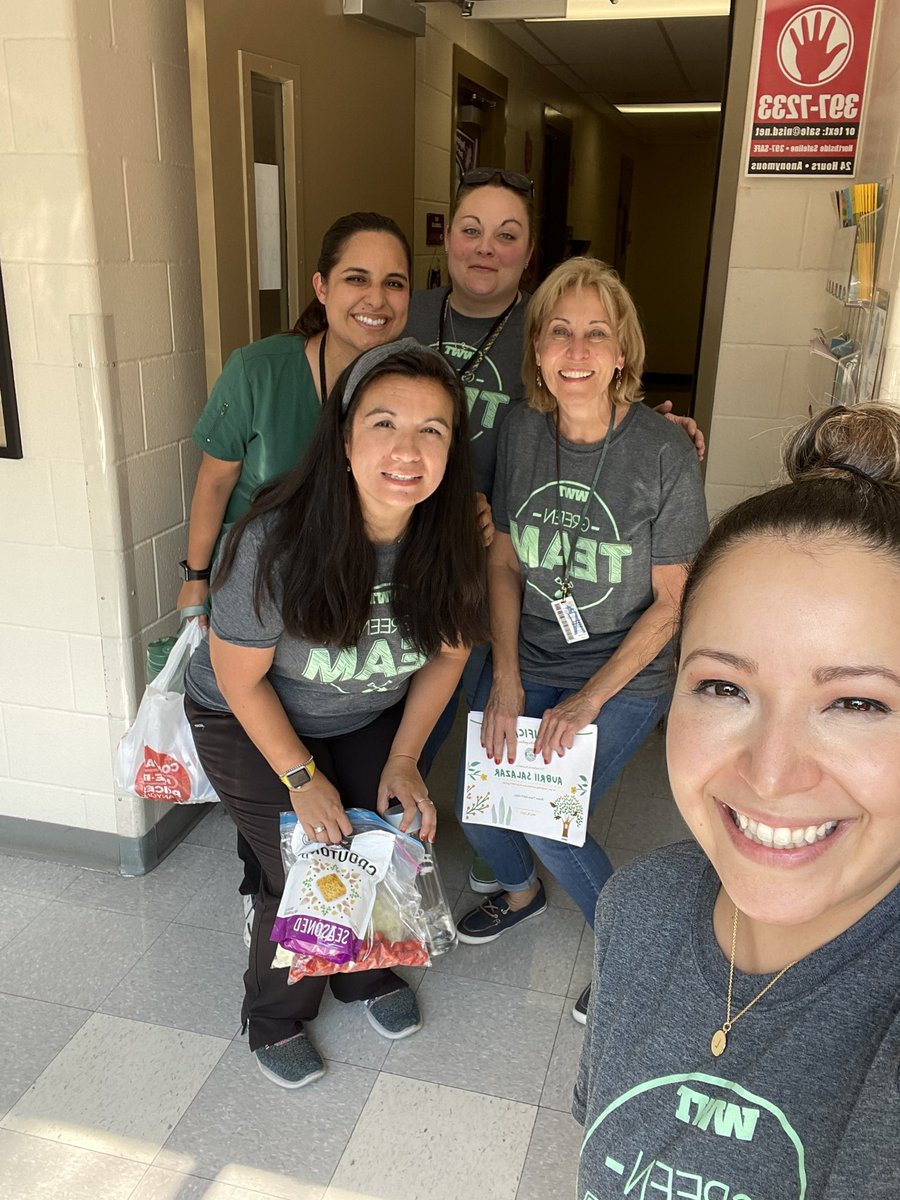Diana_IGuerra's tweet photo. And that’s a wrap! Year 5️⃣ of Green Team is complete! We love to see how much our garden 🪴 grows every year all because of our hard working students. @NISDWWT @BrendaWinters18 @jessicagkelley @LizetteWWTECC @CPWWTECSE #soilsisters https://t.co/TpecjcQmrI
