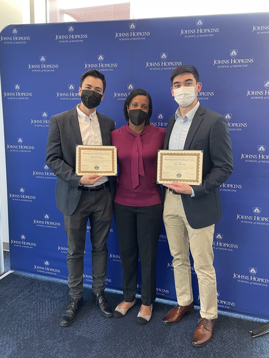 Congrats to <a href="/KaiLiangMD/">Kai-li Liang</a> &amp; @TySweeney6, two awesome Bayview Medicine residents, on their induction into the Distinguished Teaching Society of Johns Hopkins.  This is a very special honor bestowed by the <a href="/HopkinsMedicine/">Johns Hopkins Medicine</a> medical students.

Proud of these #MedEd stars!

#BayviewLove