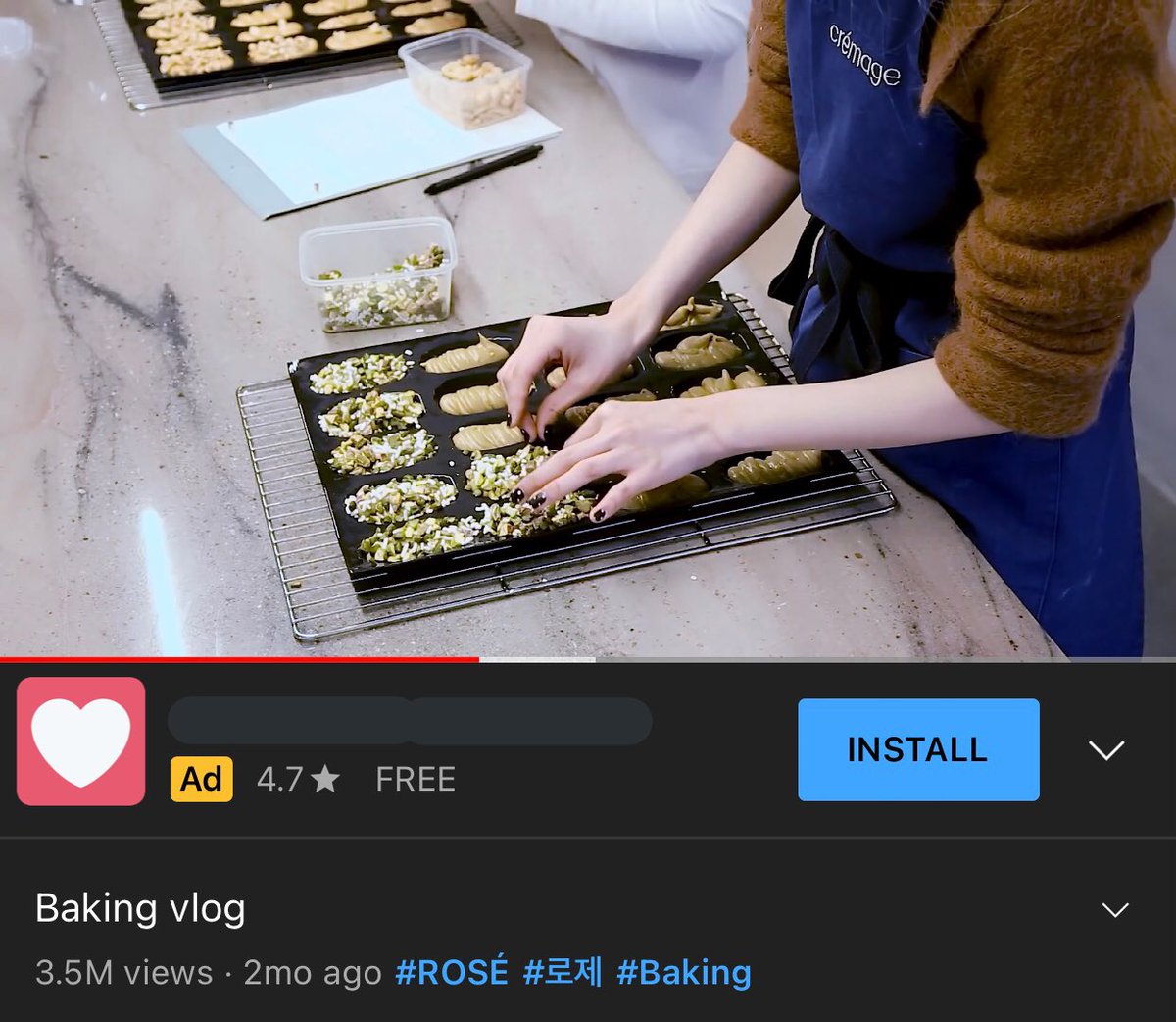 kzuhatqm's tweet photo. baking vlog uno dos tres 
블랙핑크 로제 #ROSÉ #로제 @BLACKPINK https://t.co/YcSHA7sLxm
