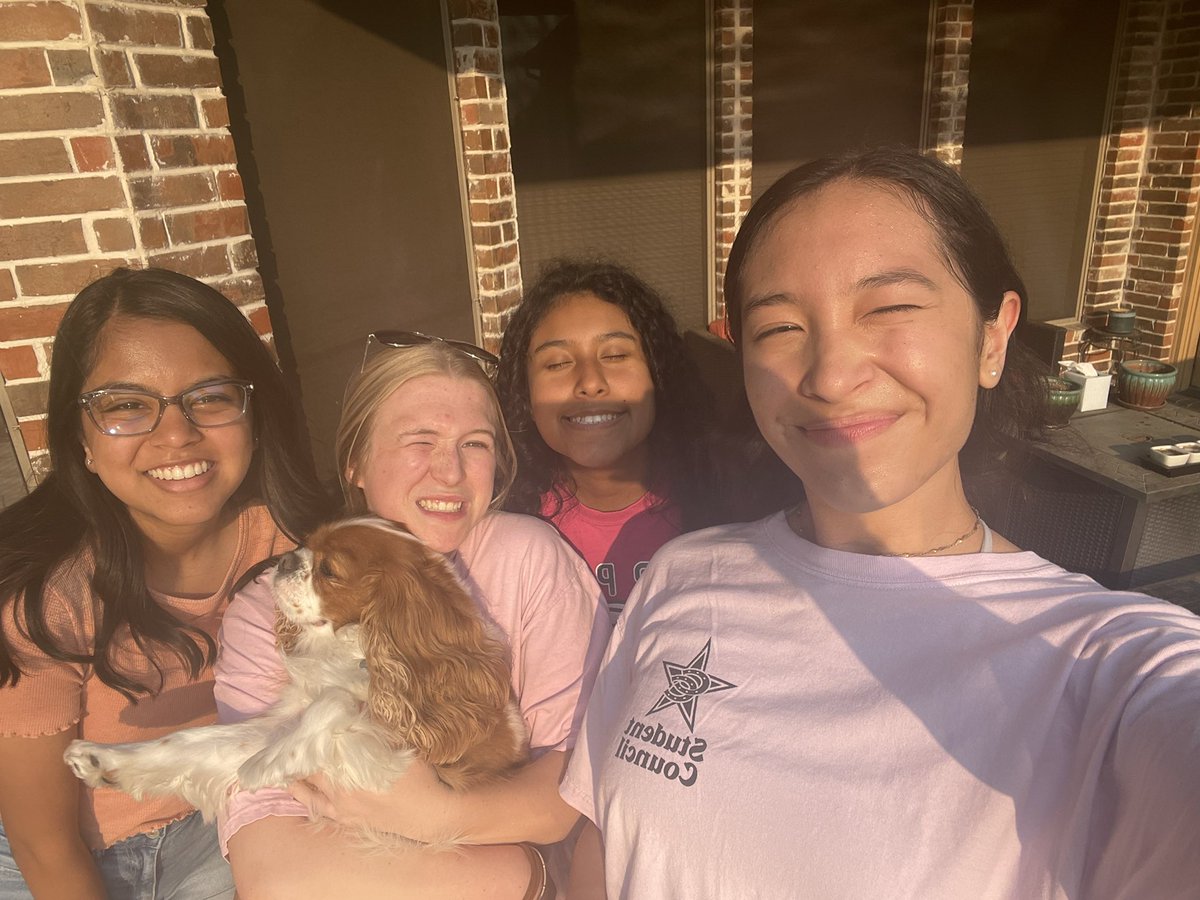 greenteamnthc21's tweet photo. DOGGY https://t.co/YcT0R69ORe