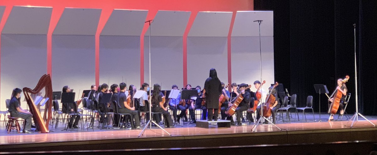 MelissaSoileau7's tweet photo. #WeAreFowler Legacy orchestra https://t.co/urwys5Jnh8