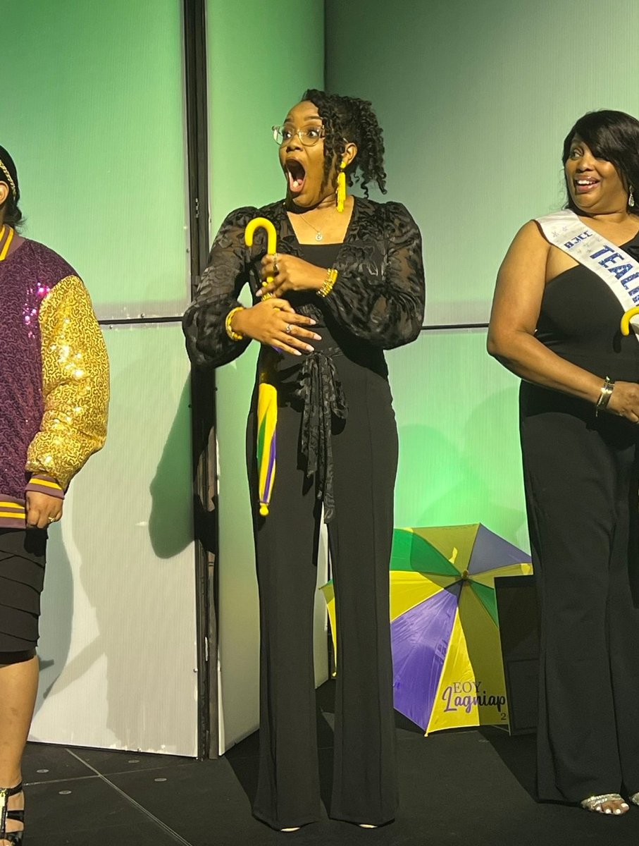 Fact: Did you know 2 of the 3 teachers for Teacher of the Year 2022 were CTE teachers? 
CTE teachers impactful to students learning beyond high school!
Thank you for all that you do! ❤️ <a href="/HISDCTE/">Houston ISD CTE</a> <a href="/HISDCTEadvisors/">HISD CTE Advisors</a> 
#LEARNINGtodayEARNINGtomorrow 
#CTE @BJHSC_HISD <a href="/NorthForestHigh/">North Forest High School</a>