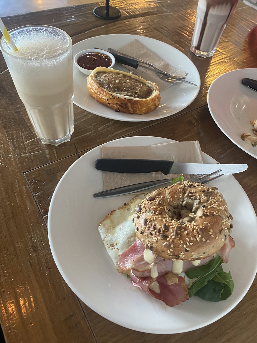 Matthew Hopkins tweet media