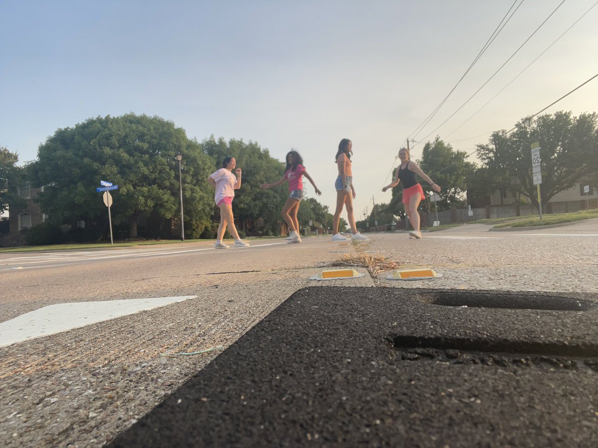 greenteamnthc21's tweet photo. BEATLES PIC https://t.co/iKLVEH4Jxn