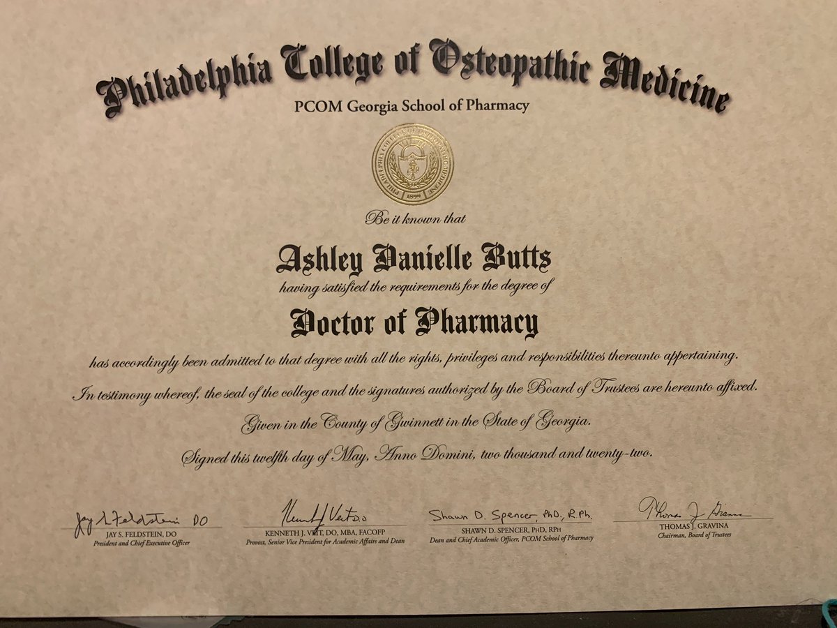 My daddy just sent me this.. it's official, official. Thank you God 🥹🤍🙏🏾... #PharmBae #DrBae #DoctorAsh #MelaninInMedicine #PharmaSIS