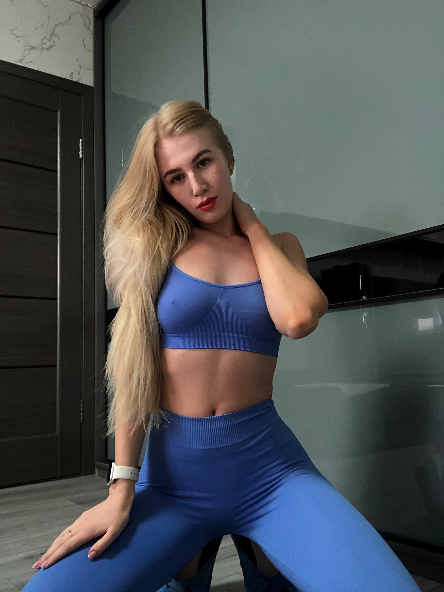 2 pic. My evening workout 💦🌄Type “LOVE” if you want to know how wet I can be 😈 during my favourite kind of sports 😏😜 Check my bio for more wet content 💋 #whiterrabbit https://t.co/A7TbZEBhe7