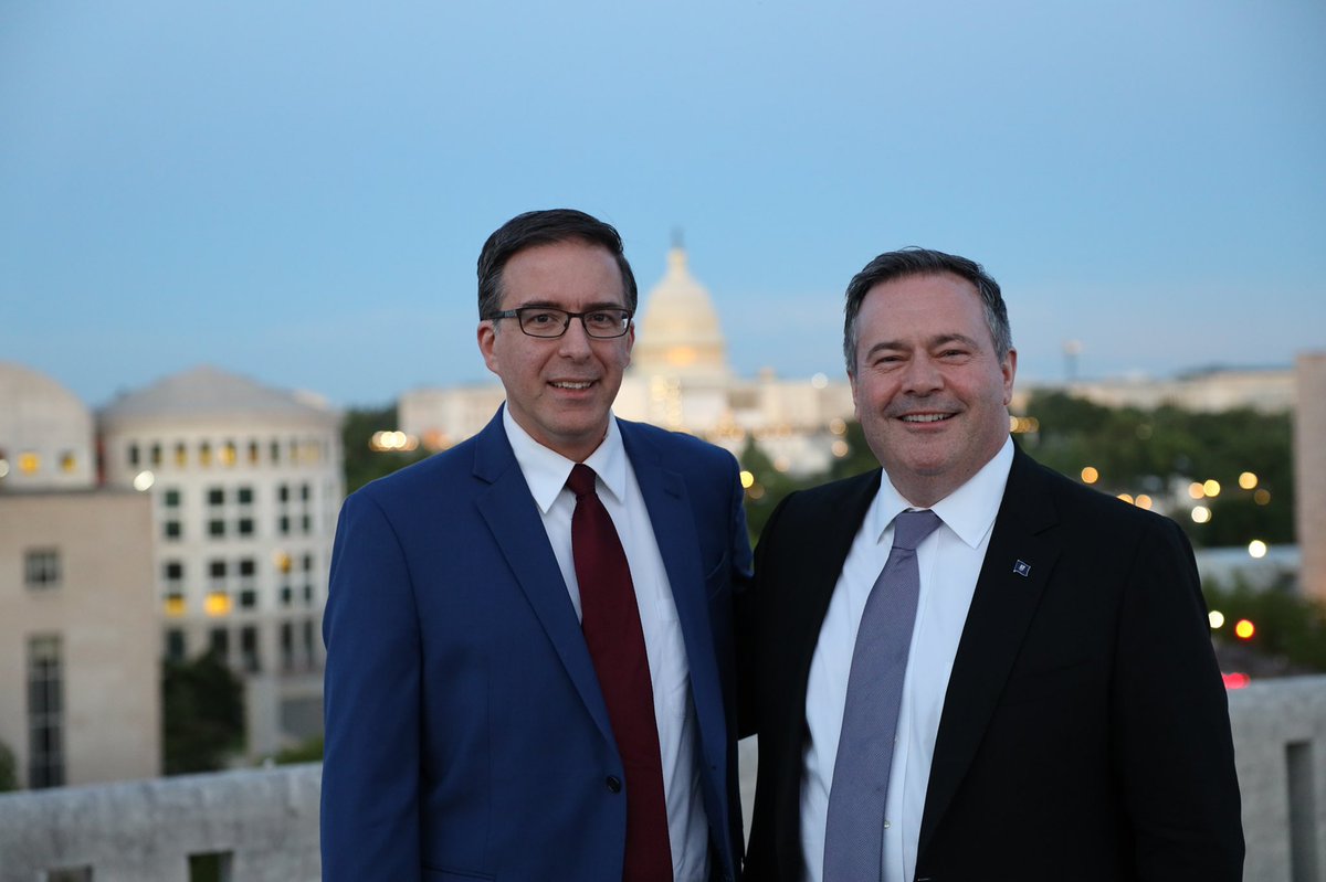 Ok #ableg, once and for all:

Left: @jasonkenney - the friendly guy from Virginia who has been taking a lot my heat on Twitter.

Right: Me.

Was great to host Jason at the Canadian Embassy tonight!