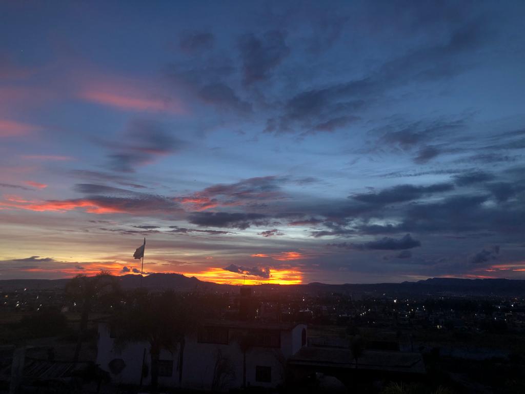 mimsouz's tweet photo. Love it here 🧡 https://t.co/2J3KjZ4pLN