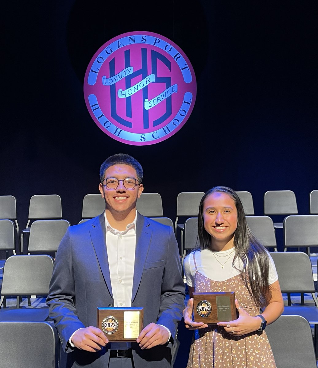 Congratulations to Brendy Diaz and Brayan Escobedo- Your class of 2022 Citizenship Winners!