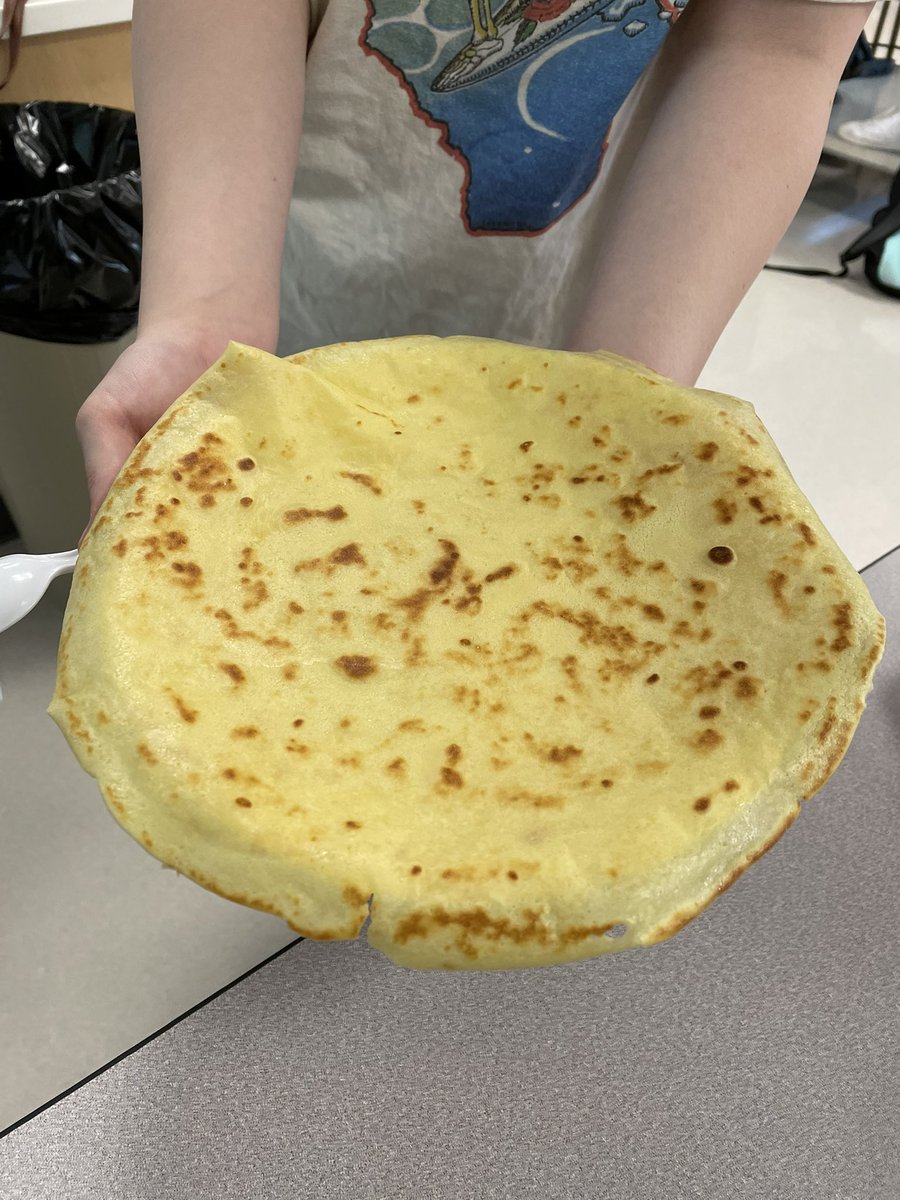mswiesley's tweet photo. La journée des crêpes 2022 était un succès! -pt2
Crêpes were a success today! @ColbertJust https://t.co/ZzdHPsQE0r