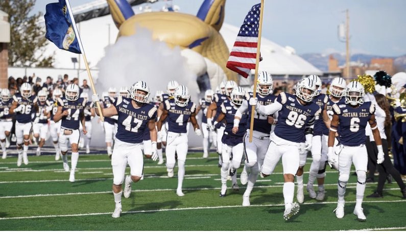 MitchBlakeslee's tweet image. After a great talk with @CoachBap I am blessed to be able to say that I have received my first D1 offer to play football @MSUBobcats_FB !! Go Bobcats!

@ColschenDavid @extrastout72 @IronWillSC