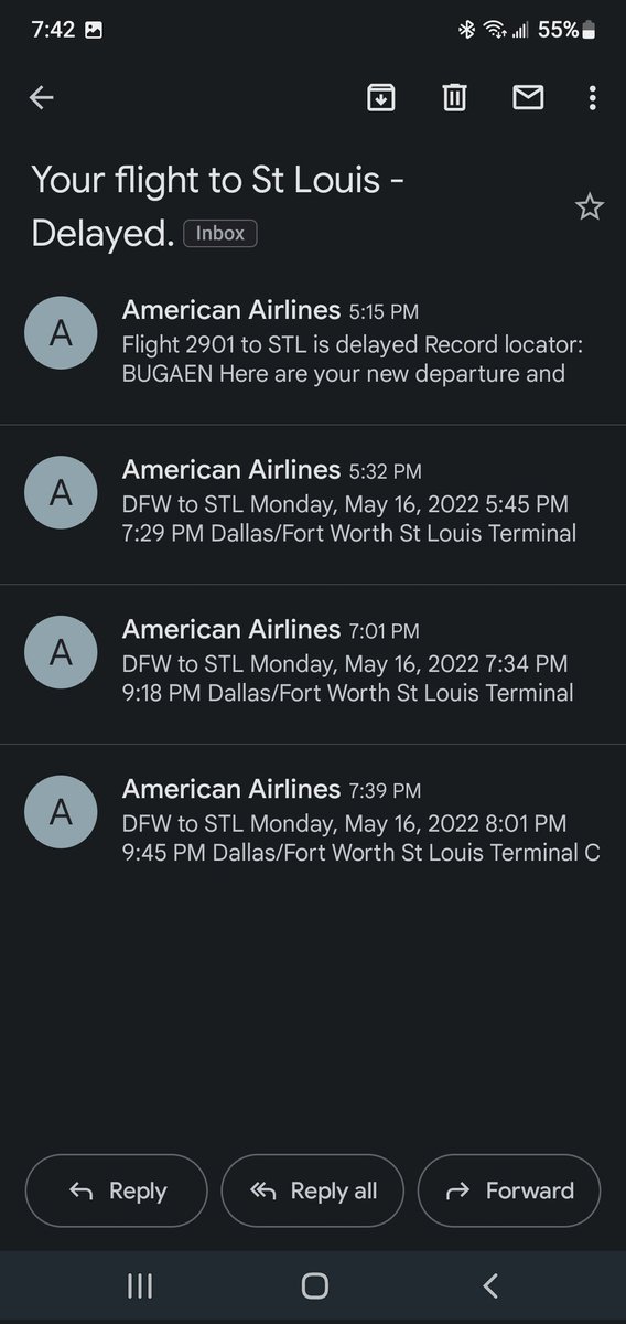 ABrijTooFar's tweet photo. @AmericanAir So your organization just stopped trying is it? If I would've flown Spirit (6 hour layover) I would be home by now. Glad I spent the extra bucks for a quicker flight. https://t.co/p8loLmgOmn