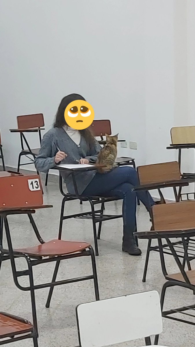 ismagimnez's tweet photo. Rt al michi de la suerte para aprobar todos los exámenes https://t.co/1RRImqjWmH