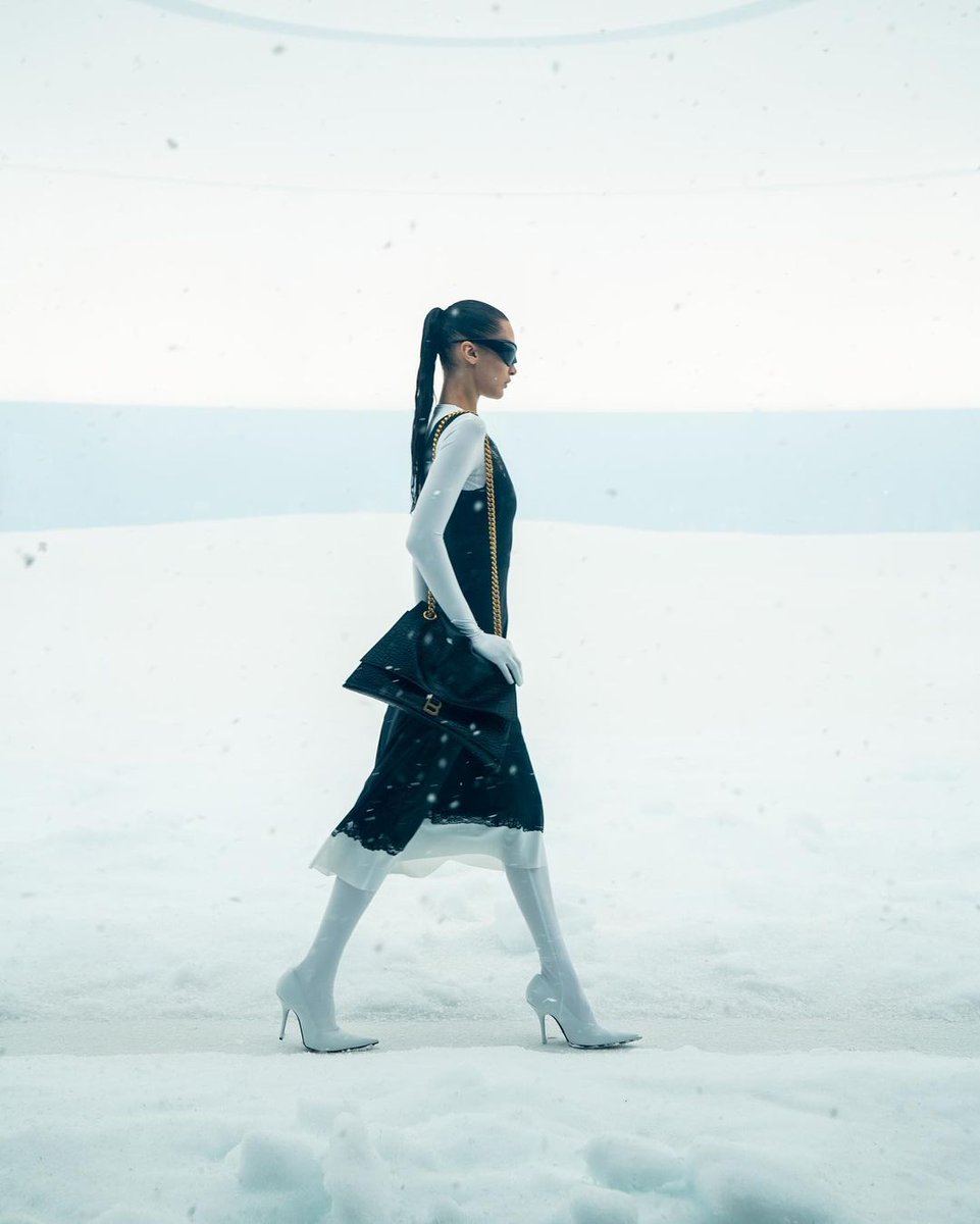 Balenciaga Fall/Winter 2022 - Paris Fashion Week.