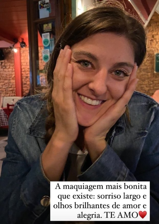 centralbuijrol's tweet photo. como a carolana é BOIOLA 🥺🌹 https://t.co/8A9FaYwpcz