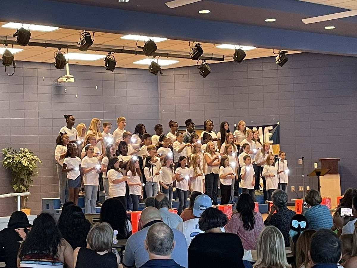 NESPride's tweet photo. Our 4th and 5th grade choral students did a phenomenal job tonight! https://t.co/4PewxqEn1C