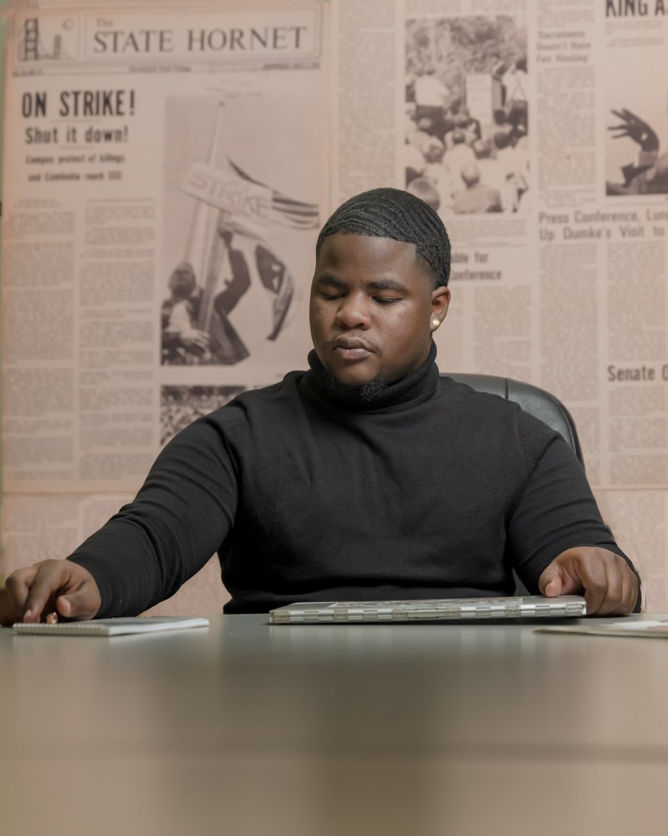 brandonbailey_b's tweet photo. Momma I made it! First-Generation college graduate with a B.A in journalism. Let the next chapter begin 📖 https://t.co/1tBGRrLkr3