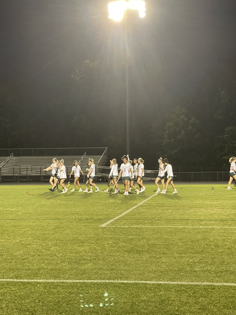 JPhillips_CCPS's tweet photo. Another big win on Senior Night! #GoCavs @cloverhillhs @CHHSAthletics https://t.co/BAYx1yXJ5l